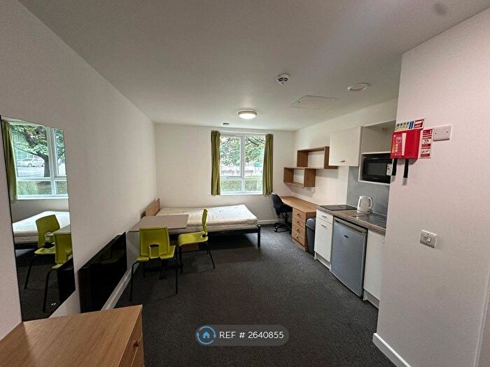 Studio To Rent In College House, Alum Rock, Birmingham, B8