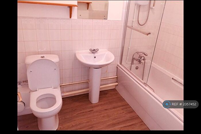1 Bedroom Flat To Rent In Wessex Road, West End, Southampton, SO18