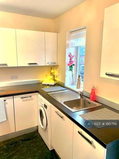 1 Bedroom Flat To Rent In Edmund Court, Sheffield, S2