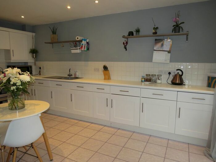 4 Bedroom Semi-Detached House To Rent In Narrow Hall Meadow, Chase Meadow Square, Warwick, CV34