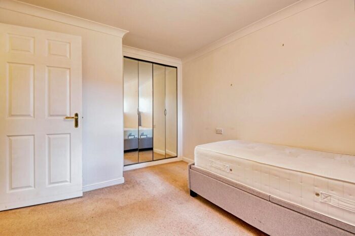 1 Bedroom Apartment For Sale In Owen Court, Sutton Coldfield, B75