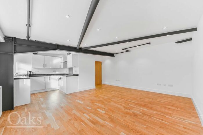 1 Bedroom Flat To Rent In Station Road, London SE25