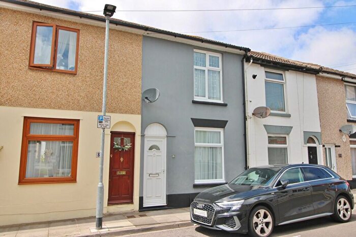 2 Bedroom Terraced House For Sale In Highland Street, Southsea, PO4