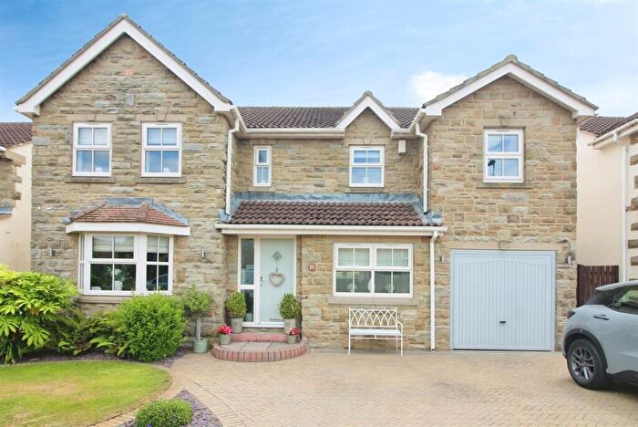 5 Bedroom Detached House For Sale In Bedfords Fold, Hillam, Leeds, LS25