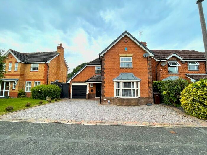 4 Bedroom Detached House To Rent In Woodperry Avenue, Solihull, B91