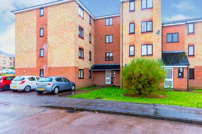 1 Bedroom Apartment To Rent In Prestatyn Close, Stevenage, Hertfordshire, SG1