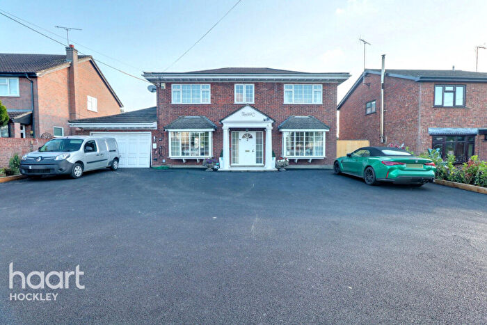 4 Bedroom Detached House For Sale In Lower Road, Hockley, SS5