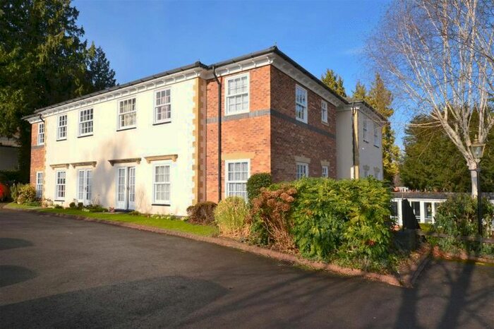 1 Bedroom Property To Rent In Worcester Road, Malvern, WR14