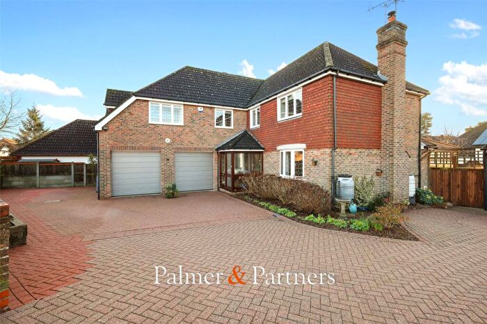 5 Bedroom Detached House For Sale In Eastwood Drive, Highwoods, Colchester, Essex, CO4