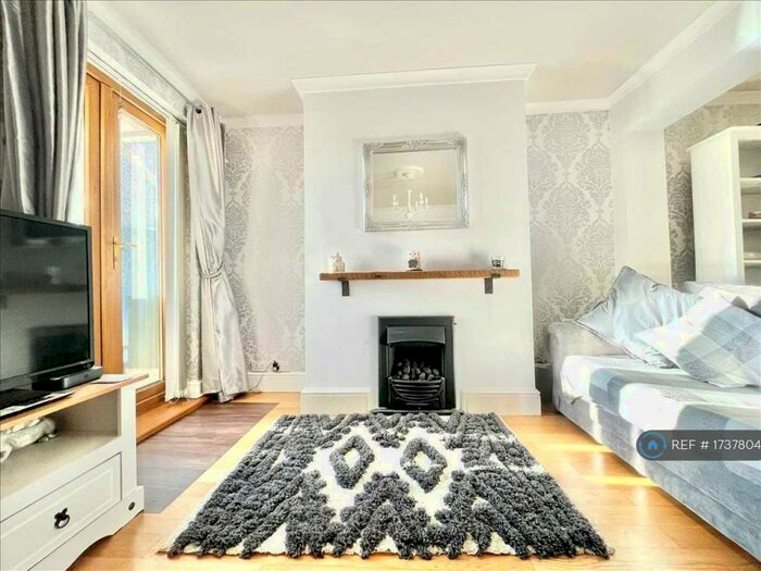 3 Bedroom Terraced House To Rent In Crompton Street, New Houghton, Mansfield, NG19