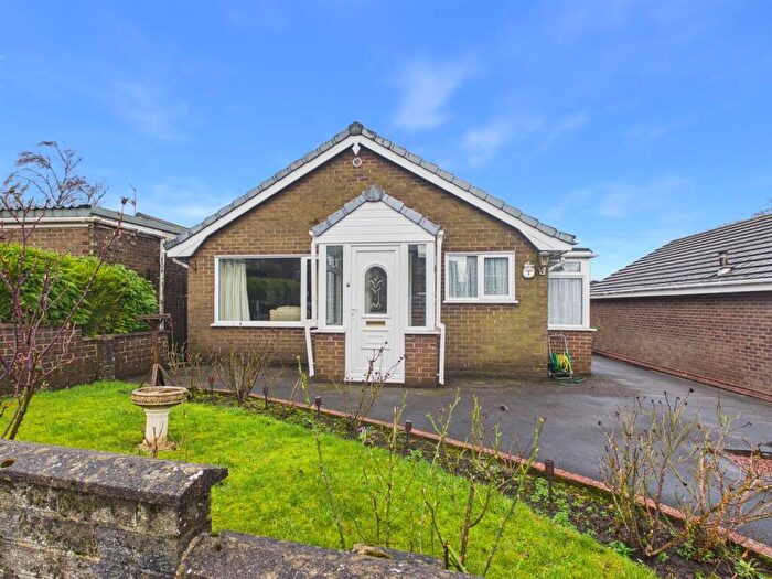 3 Bedroom Detached House For Sale In Kendal Close, Buxton, SK17