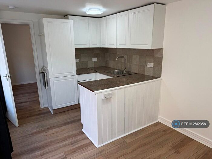 1 Bedroom Flat To Rent In Oreston, Plymouth, PL9