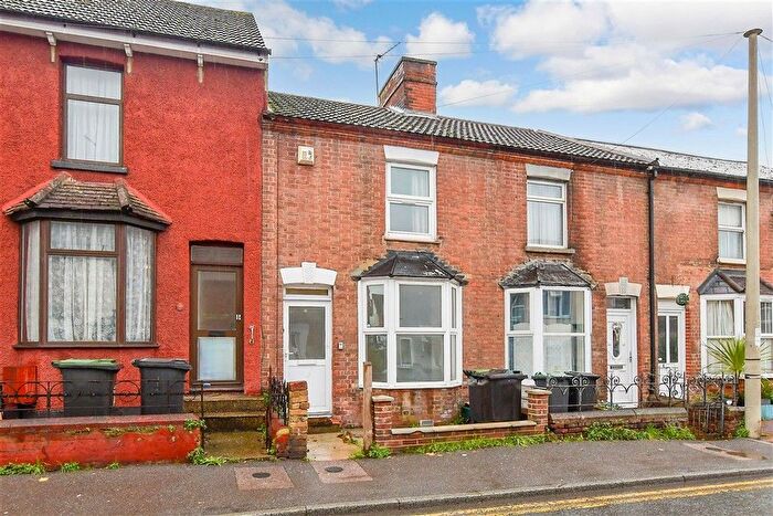 2 Bedroom Terraced House For Sale In Malling Road, Snodland, Kent, ME6