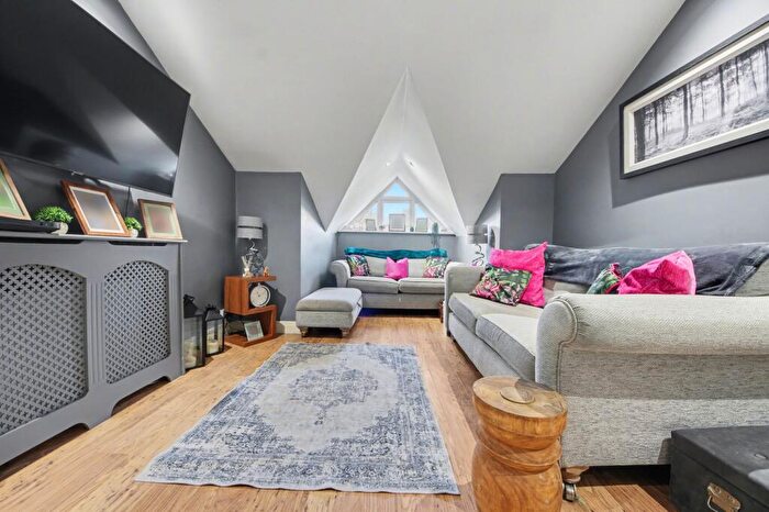 1 Bedroom Flat For Sale In South East Road, Sholing, SO19