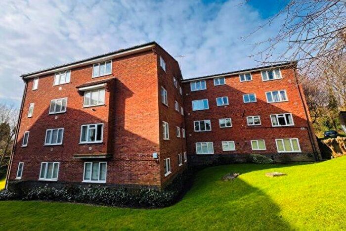 1 Bedroom Studio To Rent In St. Leonards Park, East Grinstead, RH19