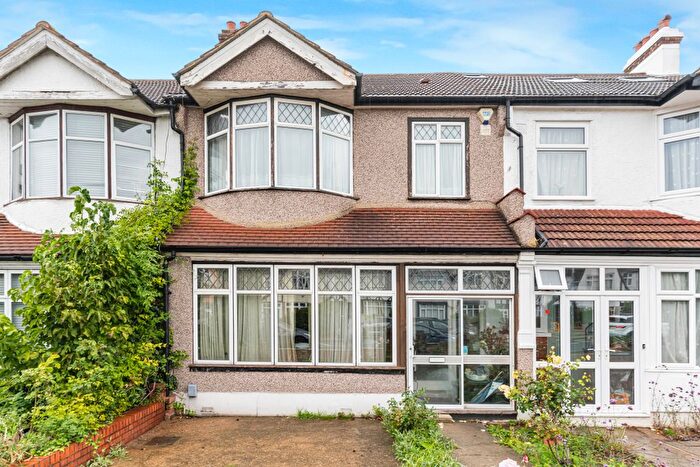 3 Bedroom Terraced House For Sale In Upper Elmers End Road, Beckenham, BR3