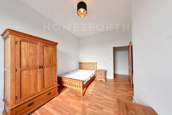 2 Bedroom Flat To Rent In Avenue Mansions, Willesden Green, NW2