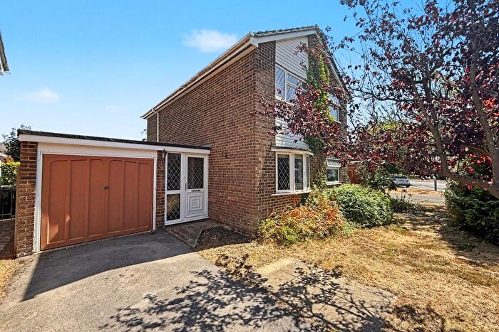 3 Bedroom Detached House For Sale In West Parley, BH22