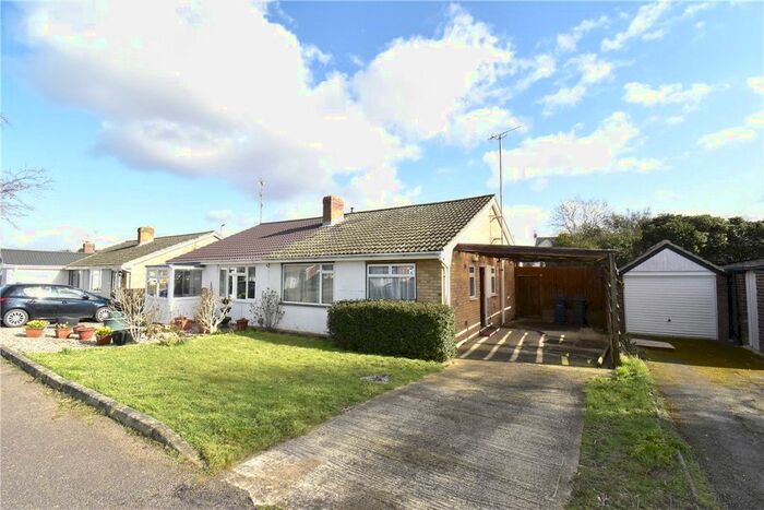 2 Bedroom Bungalow To Rent In Fontwell Avenue, Cambridge, CB4