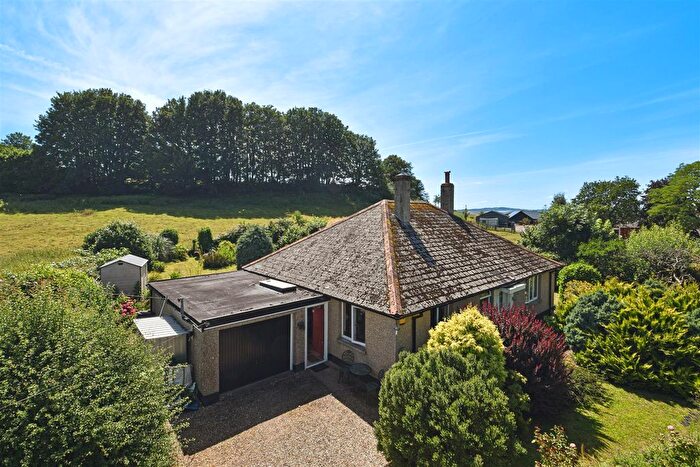 3 Bedroom Detached Bungalow For Sale In Smithincott, Cullompton, EX15