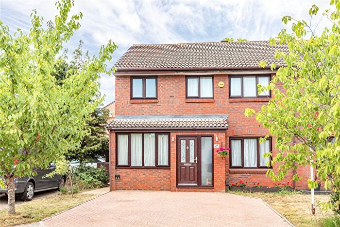 4 Bedroom Semi-Detached House For Sale In Palmer Crescent, Ottershaw, Chertsey, Surrey, KT16