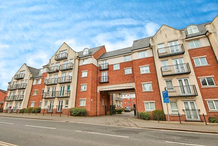 2 Bedroom Flat For Sale In Uttoxeter New Road, Derby, Derbyshire, DE22