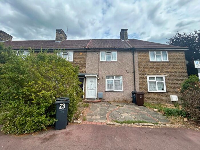 2 Bedroom Terraced House To Rent In Ford Road, Dagenham, RM10