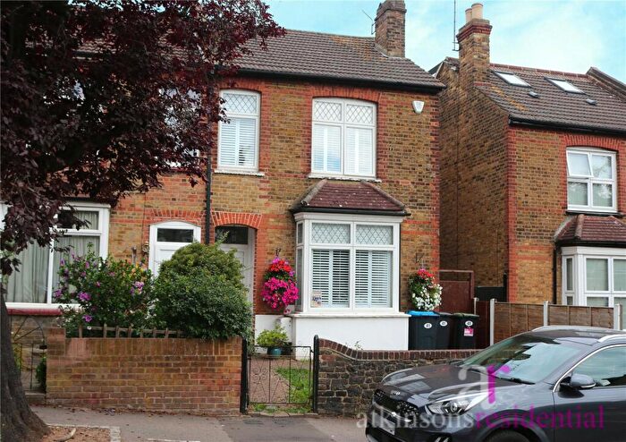 3 Bedroom Semi-Detached House For Sale In Browning Road, Enfield, Middlesex, EN2