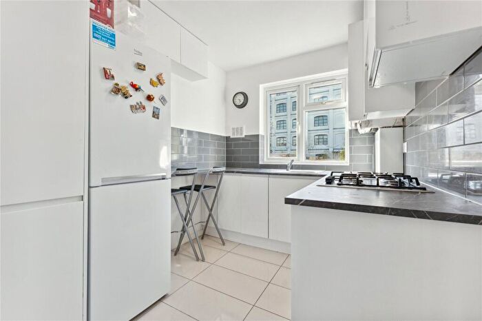 1 Bedroom Flat To Rent In St John's Villas, Tufnell Park, N19