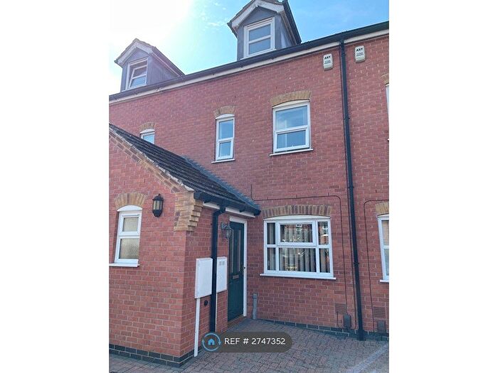 4 Bedroom Terraced House To Rent In Nottingham Road, Melton Mowbray, LE13
