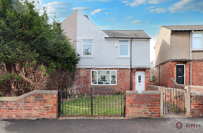 3 Bedroom Semi-Detached House For Sale In Paxton Avenue, Doncaster, DN6