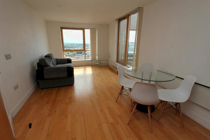 1 Bedroom Flat To Rent In Clarence House, Leeds Dock, LS10