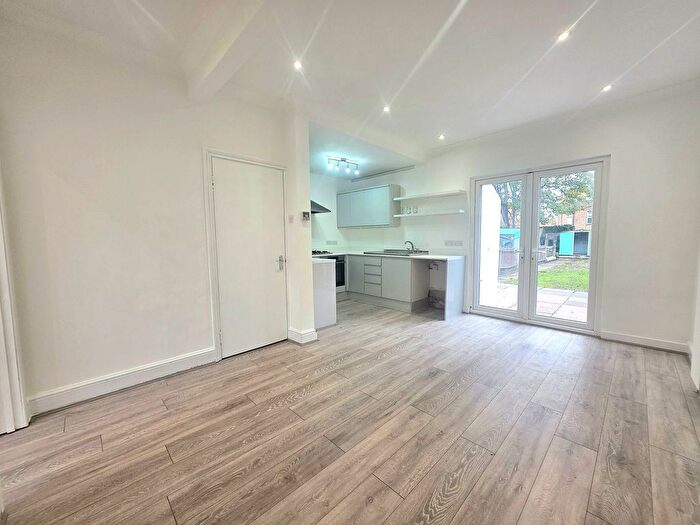3 Bedroom Terraced House For Sale In Harrow Weald, Middlesex, HA3