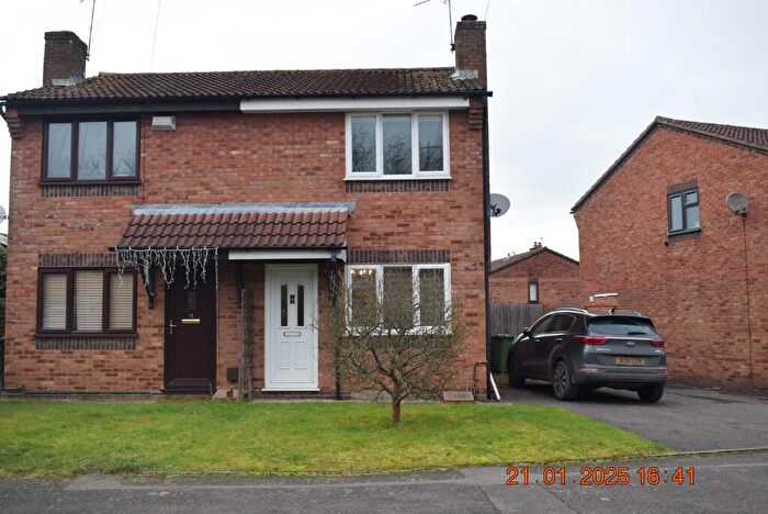 2 Bedroom Semi-Detached House To Rent In Orford Rise, Nuneaton, Warwickshire, CV10