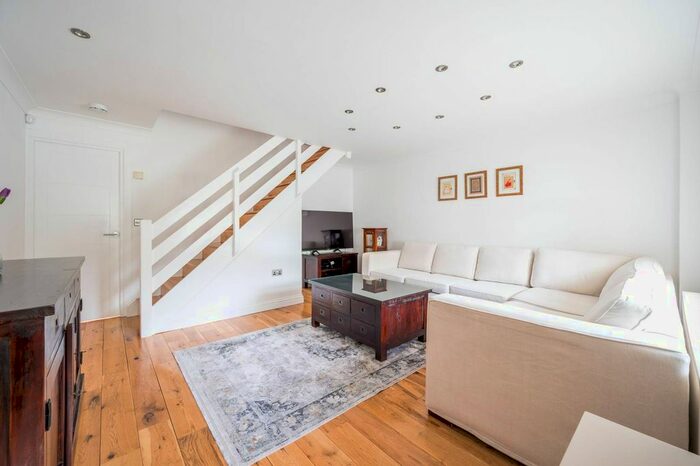 4 Bedroom Terraced House To Rent In Shipwright Road, Rotherhithe, London, SE16