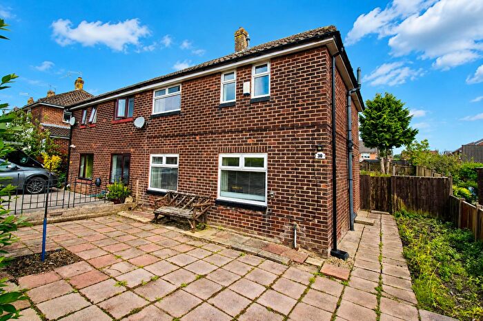 3 Bedroom Terraced House For Sale In Birch Hall Avenue, Darwen, BB3
