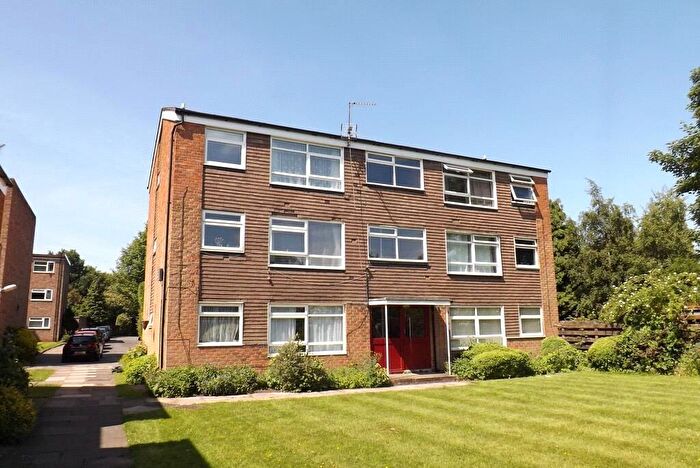2 Bedroom Apartment To Rent In St. Patricks Close, Birmingham, West Midlands, B14