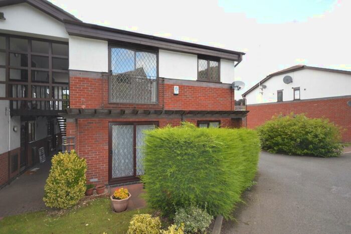 1 Bedroom Flat To Rent In Kingsley Court, Elworth, Sandbach, CW11