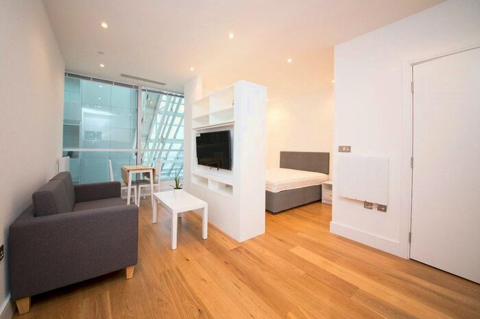 Studio To Rent In Staines Road, Hounslow, TW3