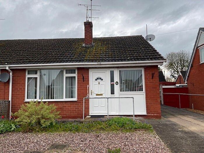 2 Bedroom Bungalow To Rent In Somerford Road, Chester, CH4