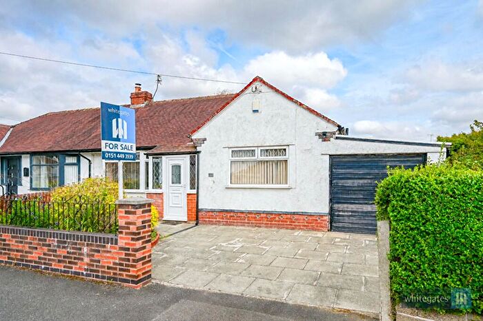 2 Bedroom Bungalow For Sale In Ruskin Way, Liverpool, Merseyside, L36