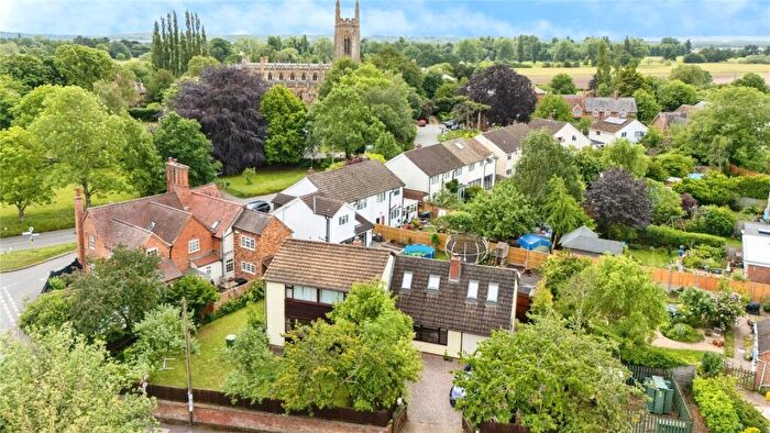 5 Bedroom Detached House For Sale In Snitterfield Street, Warwick, Warwickshire, CV35