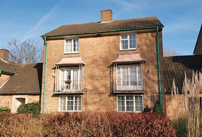 2 Bedroom Maisonette To Rent In Knightsfield, Welwyn Garden City, AL8