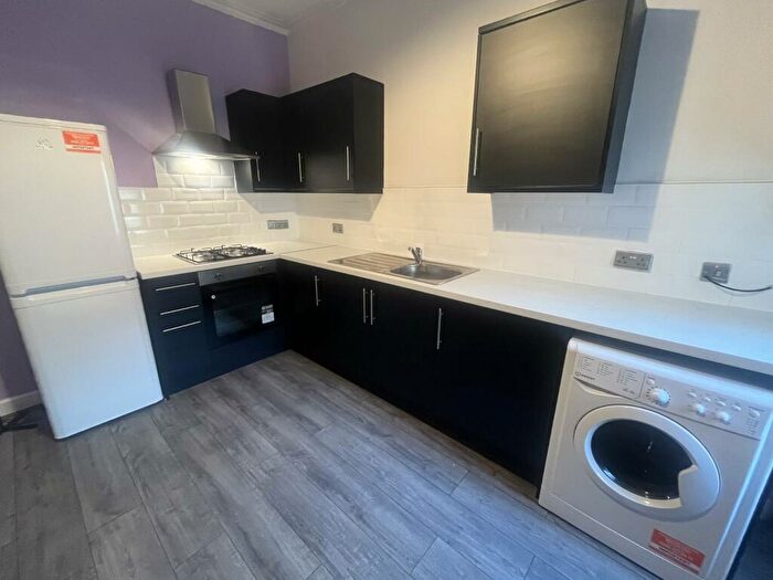 5 Bedroom House To Rent In Halsbury Road, Liverpool, L6
