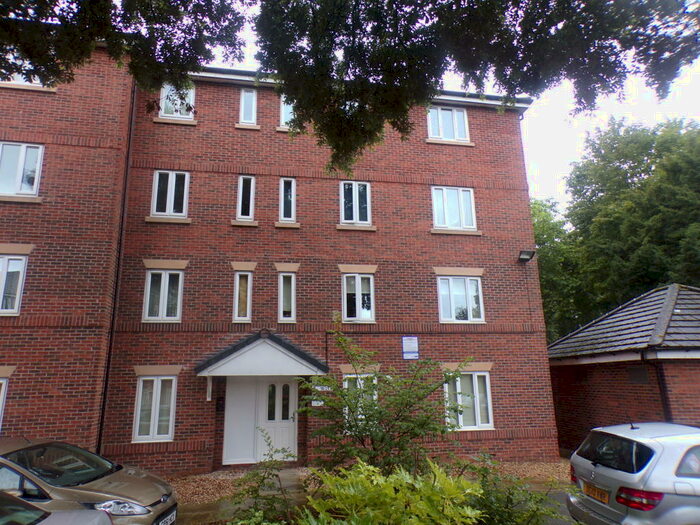 2 Bedroom Apartment To Rent In Woodsome Park, Woolton., L25