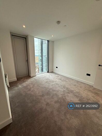 2 Bedroom Flat To Rent In Bankside Boulevard, Manchester City Centre, M3