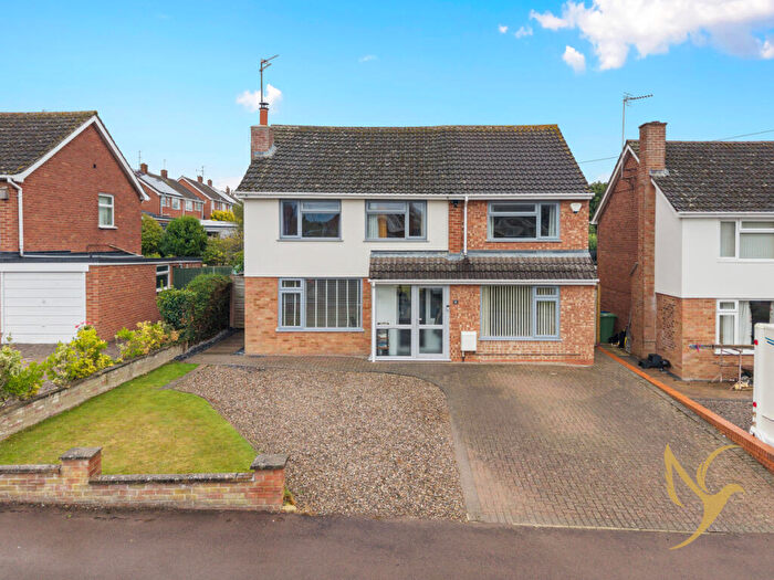 4 Bedroom Detached House For Sale In #WelcomeHome To Arundel Road, Mitton, Tewkesbury, Gloucestershire, GL20