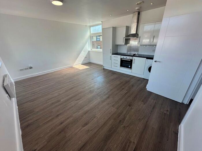 2 Bedroom Apartment To Rent In High Street, Edgware, London, HA8