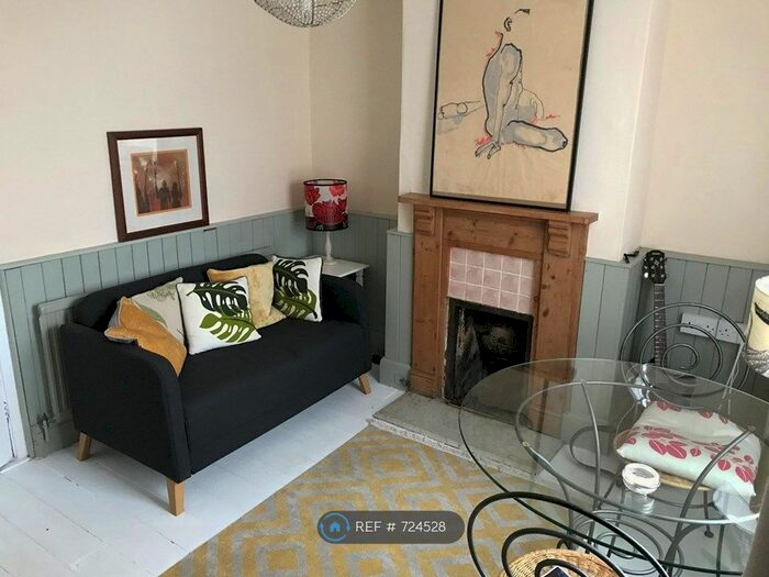 2 Bedroom Terraced House To Rent In New Road, Lewes, BN7