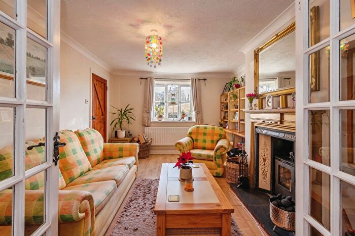 3 Bedroom End Terrace House For Sale In Hollywell Lake, Wellington, TA21